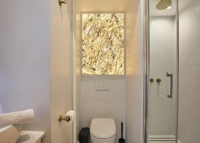 Eiffel Tower Invalides *