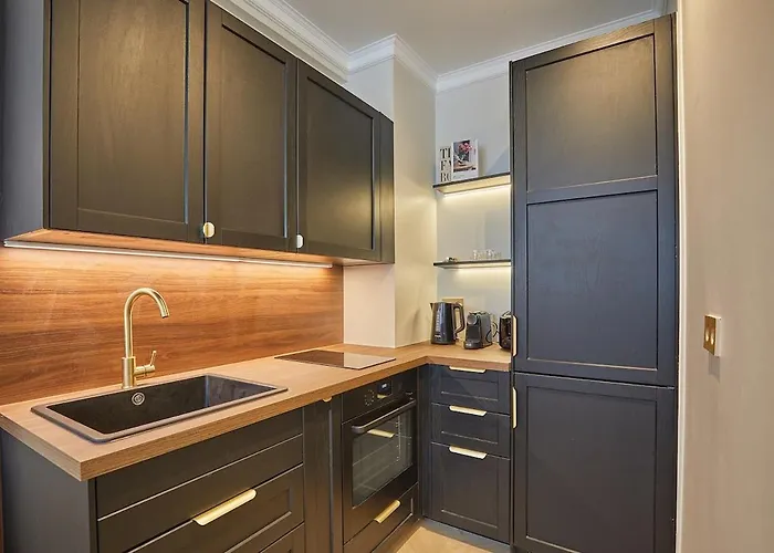 Eiffel Tower Invalides Apartment